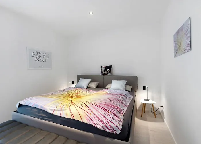 20b Am Goitzsche Pouch